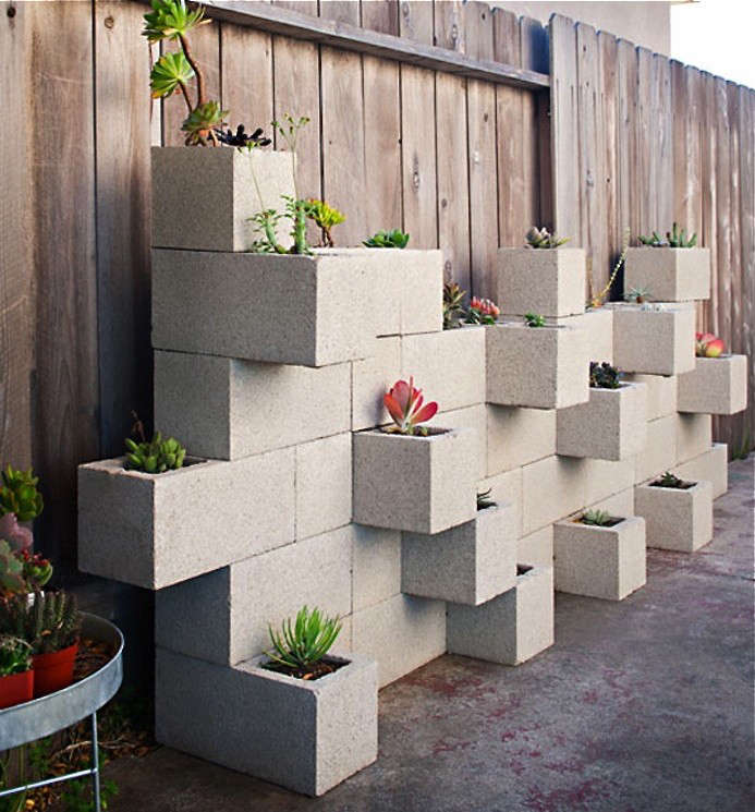 10 Genius Garden Hacks with Concrete: Gardenista