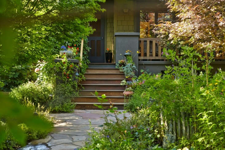 There’s no lawn in front of this Mill Valley home. Instead, greeting visitors is a garden of hydrangeas, lemon trees, fragrant roses, Japanese maples, columbine, wisteria, and herbs. See Lawn Begone: 7 Ideas for Front Garden Landscapes. Photograph by Tom Kubik for Gardenista, from Garden Visit: The Hobbit Land Next Door.