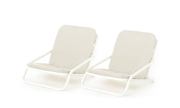 6 Favorites: Low-Slung Folding Metal Beach Chairs