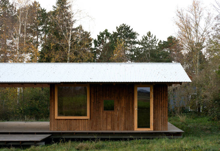 a vacation home by jespersen nødtvedt. &#8\2\20;we choose tar because  18