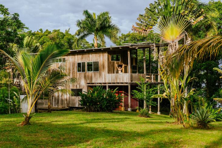 jesse kamm's panama cabin in surf shacks 0