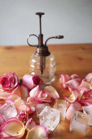 How To Make Your Own Rose Water With Dried Roses - N-essentials