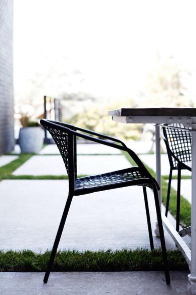 Your First Outdoor Furniture: 5 Mistakes to Avoid - Gardenista