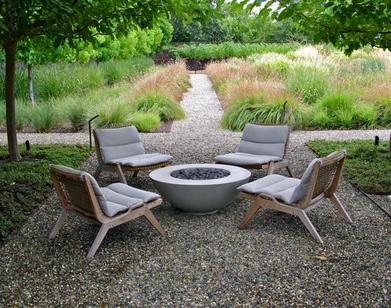 Your First Outdoor Furniture 5 Mistakes To Avoid Gardenista - Patio Furniture Design Tool