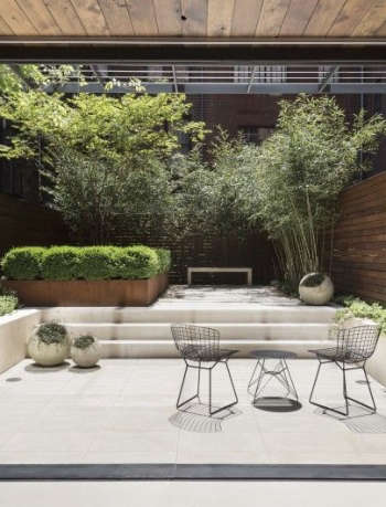 Julie Farris Manhattan courtyard garden