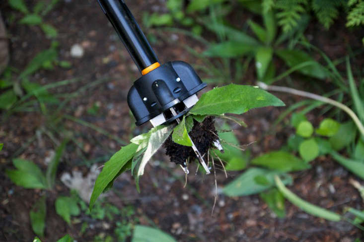 cultivating EZ DIGGER garden tool for digging weeding 