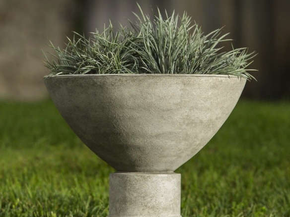 10 Easy Pieces: Garden Urns