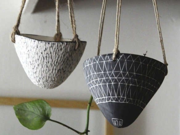 Black Hanging Planters In Time For Halloween