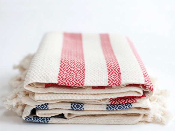 Our New Favorite Beach Towel: Bamboo, We Hardly Knew You