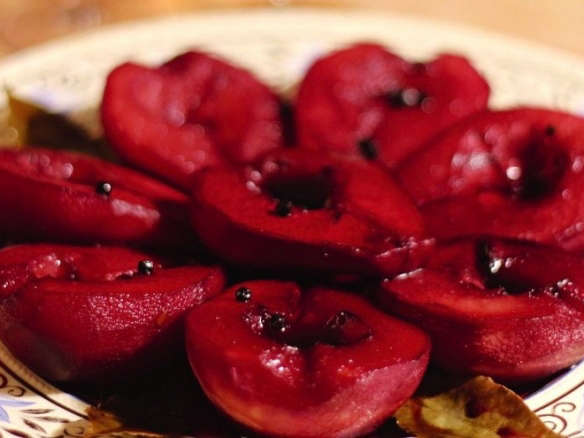DIY: Pears Roasted in Red Wine