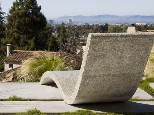 10 Easy Pieces: Concrete Outdoor Furniture