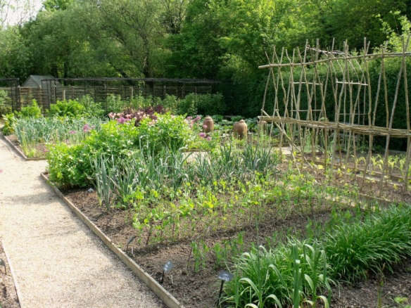 Ask The Expert: Sarah Raven’s 10 Tips for a Kitchen Garden