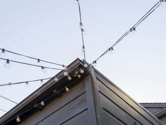 10 Easy Pieces: Cafe-Style Outdoor String Lights