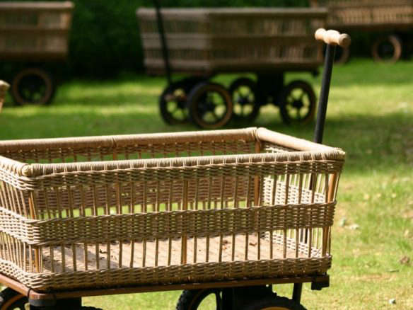10 Easy Pieces: Garden Carts and Wagons