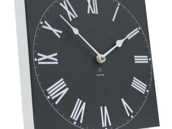 Recycled Outdoor Clock – Traditional