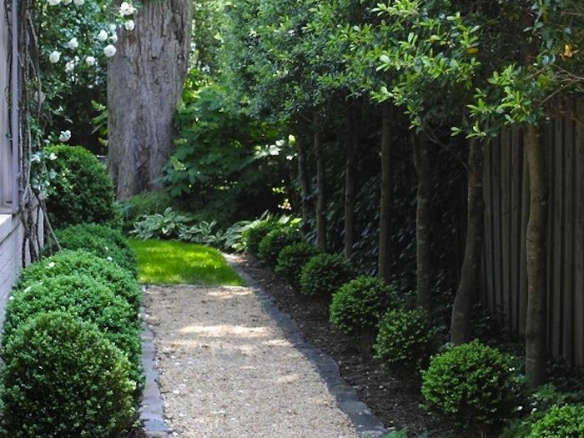 Design Sleuth: An Elegant Gravel Path