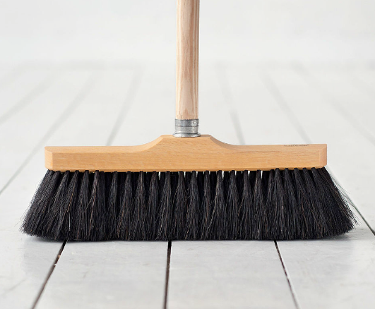 5 Favorites: Bewitching Brooms