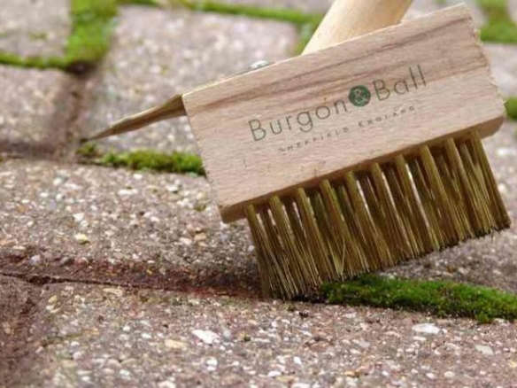 The Ideal Outdoor Cleaning Tool