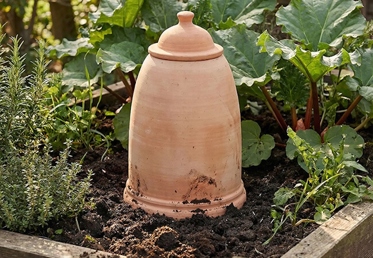 A Victorian-style Clay Cloche Rhubarb Forcer handmade on a potter’s wheel has a 38-centimeter base and is £109.99 from Gardens4Less.