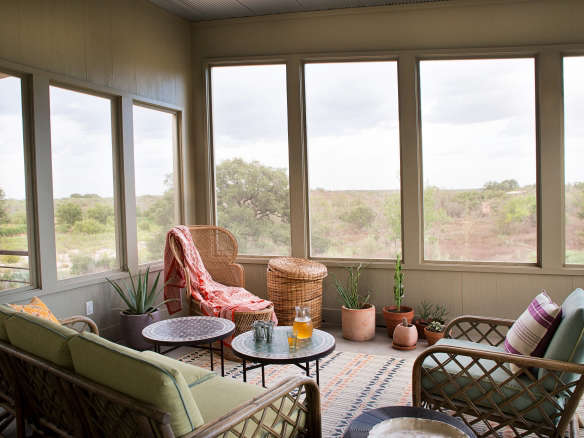 Steal This Look: A Bohemian Screened Porch in Texas