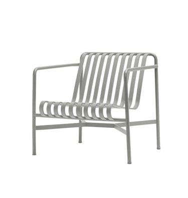 10 Easy Pieces: Outdoor Sculptural Lounge Chairs