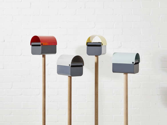 Curb Appeal: The Friendly TomTom Letterbox