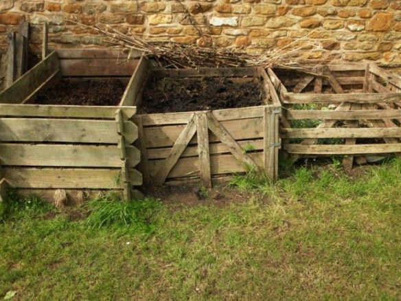 Hardscaping 101: Composting Systems