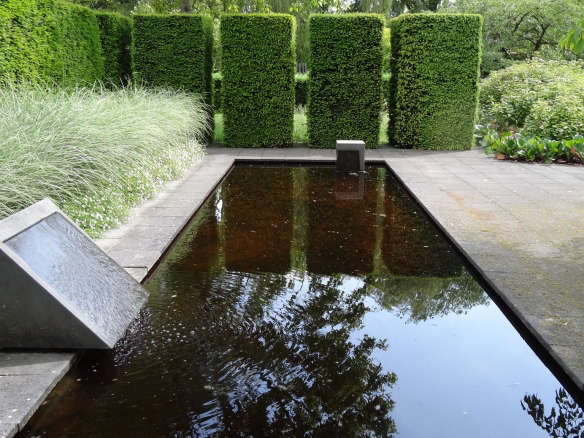 10 Garden Ideas to Steal from the Netherlands