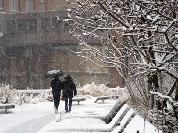Icebreakers: 9 Eco-Friendly Tips to Clear Snow, from the High Line in NYC