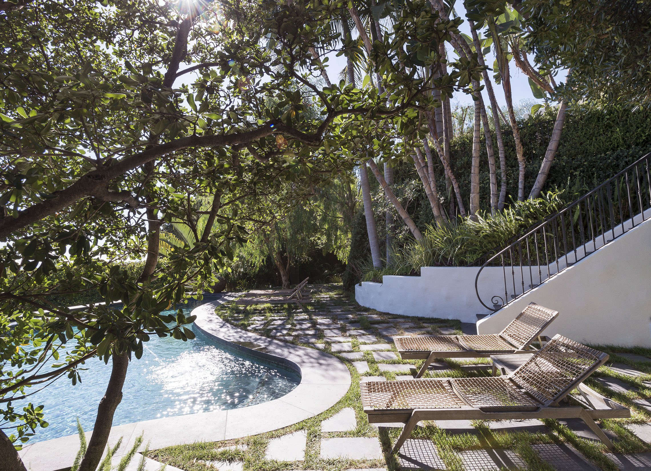 Garden Design For A Swimming Pool Area, Matthew Brown Landscape Design Los Angeles