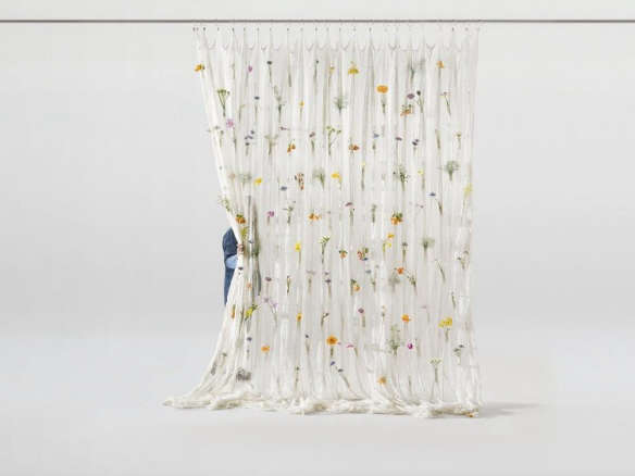 Draped Flowers Curtains