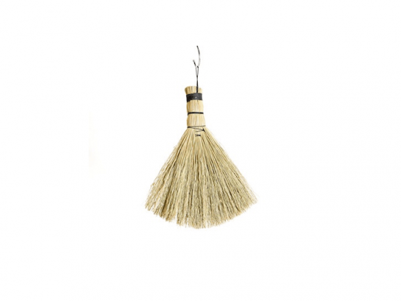Eagle’s Tail Whisk Broom