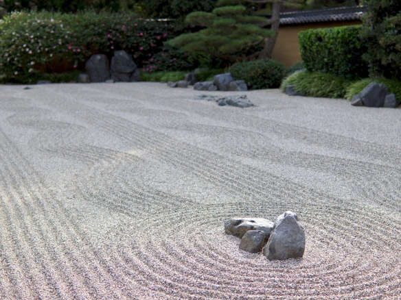 10 Garden Ideas to Steal from Japanese Zen Masters