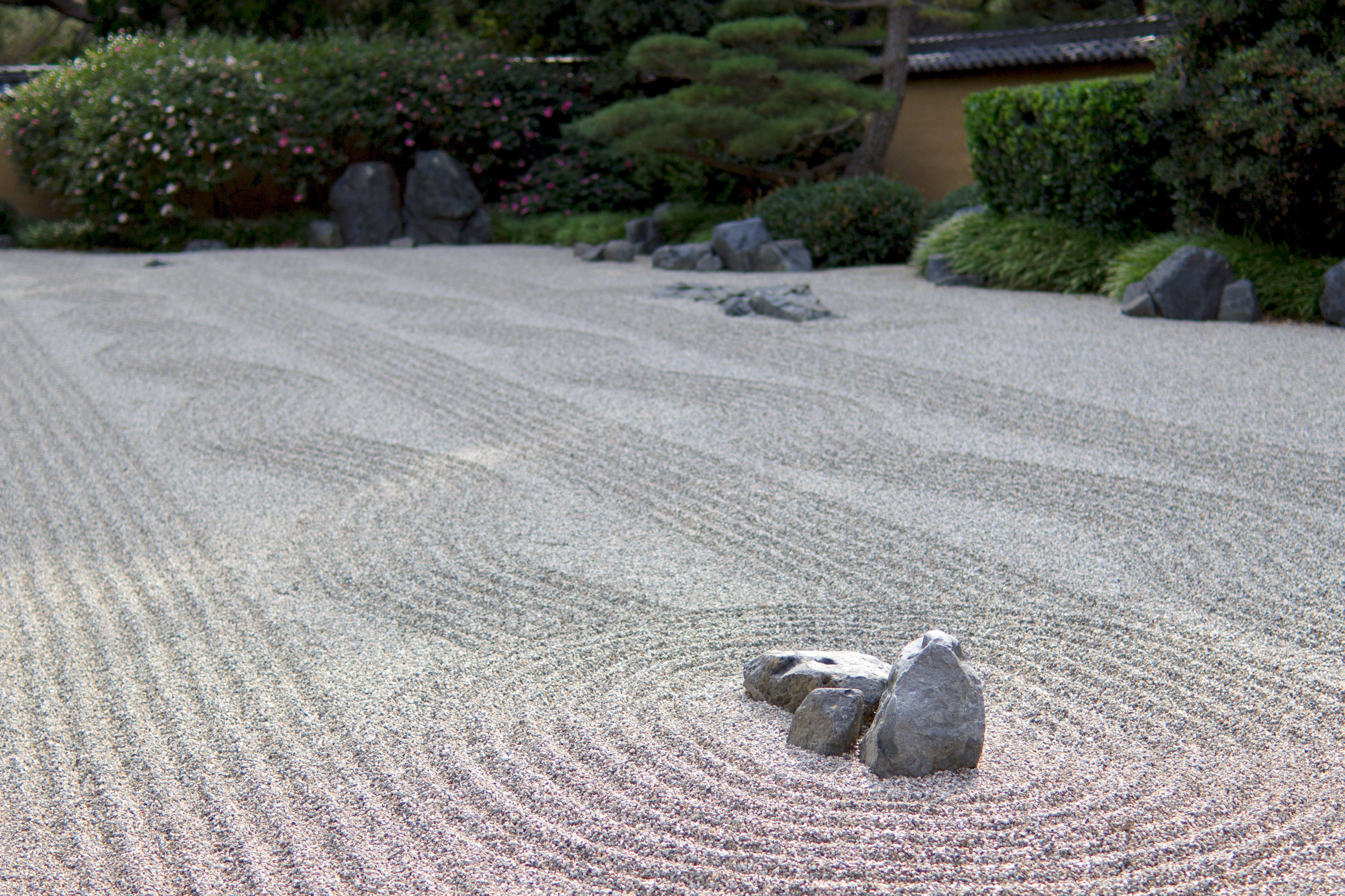 Japanese Zen Masters, Dry Landscape Garden Description