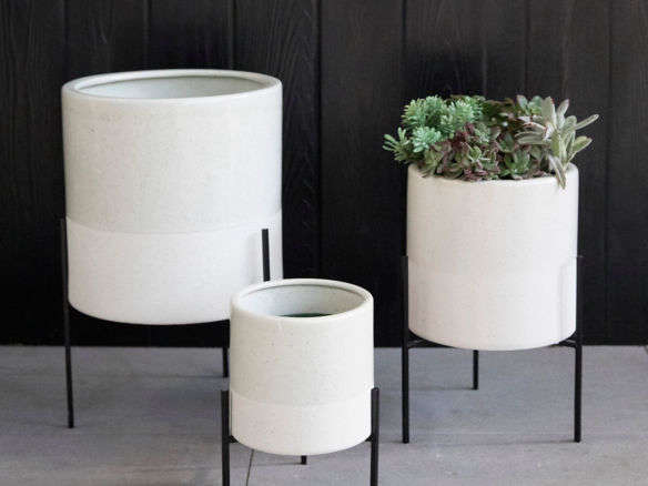 Ceramic Planter & Metal Stand