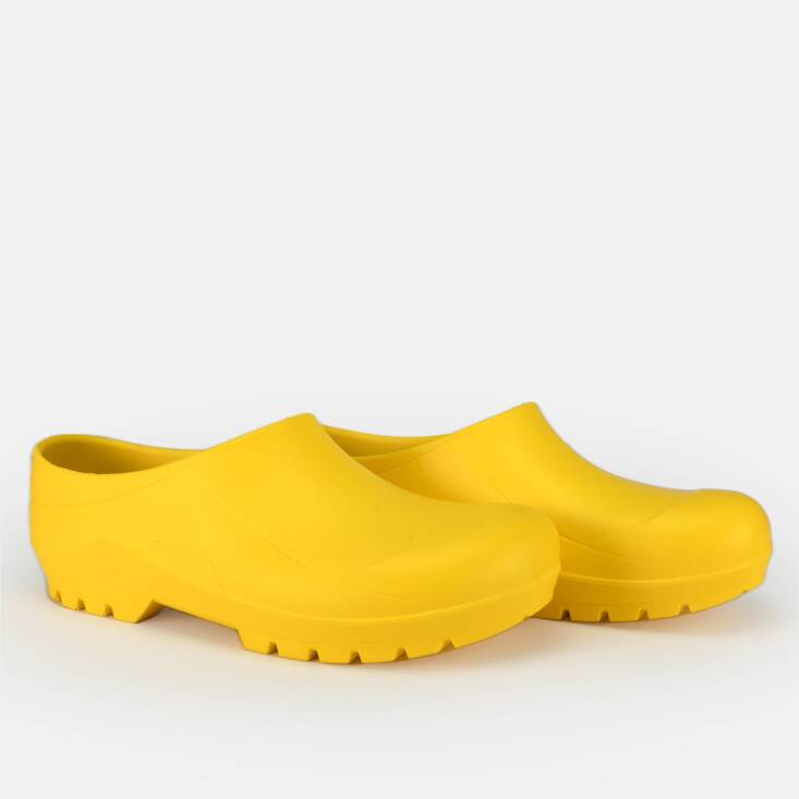 &#8\2\20;I&#8\2\17;ve been looking for summery versatile clogs that can go from garden to town, and these fit the bill.&#8\2\2\1; Italian Garden Clogs, in Meyer Lemon, are \$68 at GardenHeir.
