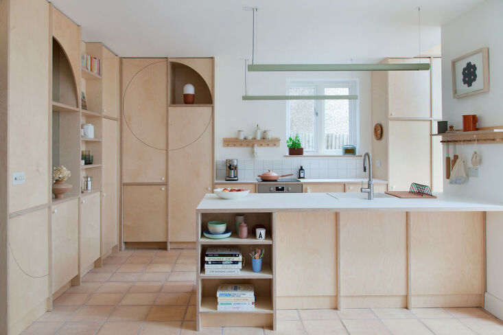 Learn how to get the look of this clever kitchen by Nimtim Architects in Steal This Look: Creative Plywood in a London Kitchen. Photograph by Megan Taylor, courtesy of Nimtim Architects.