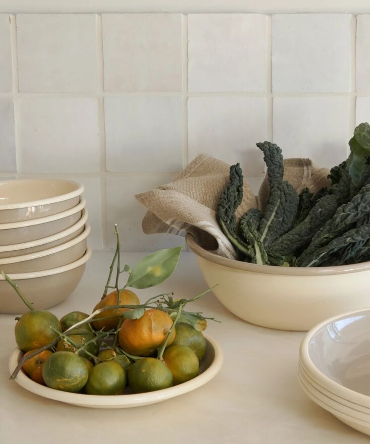 Beguilingly Neutral Enamelware from Jenni Kayne and Crow Canyon.