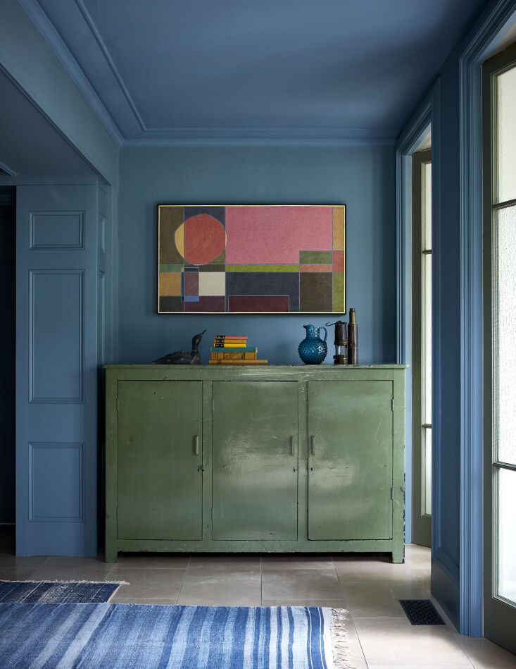 Photograph by Paul Massey, from Steal This Look: A Color-Drenched Reading Room in a Georgian Manse.