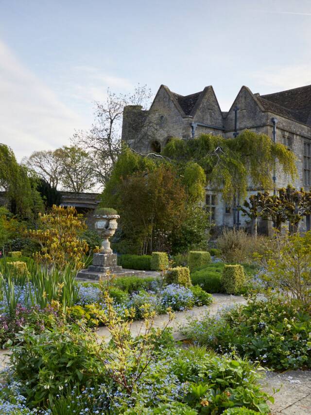 Rodmarton: The Last Word in Arts and Crafts Gardens Web Story