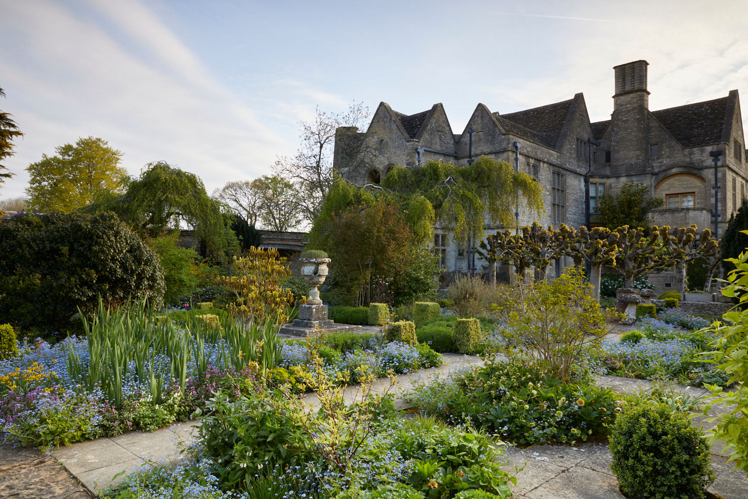 Rodmarton: The Last Word in Arts and Crafts Gardens