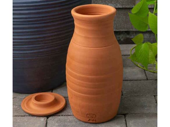 Traditional Vase Terracotta Garden Hydrator