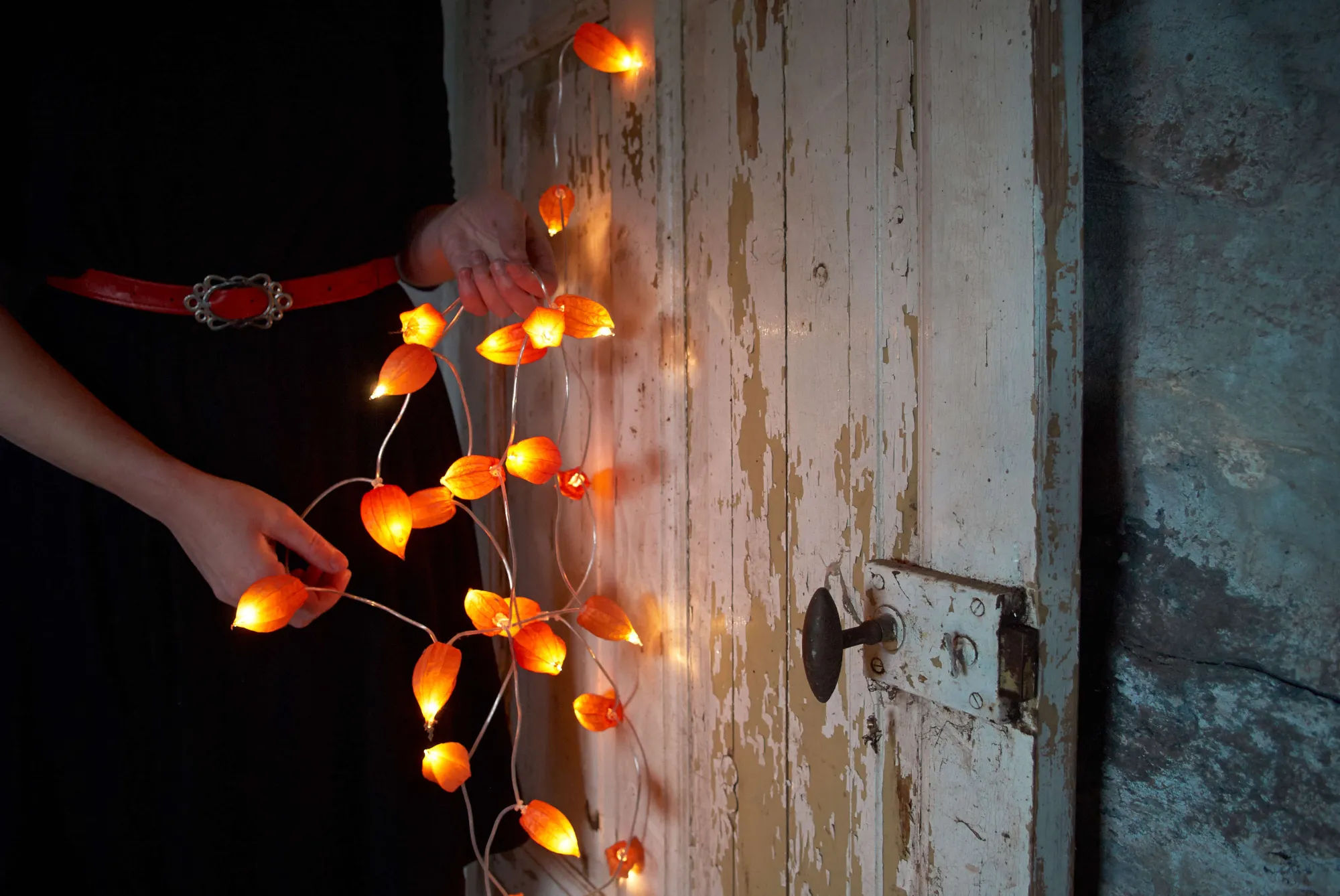 DIY: Pumpkin Lights Without the Plastic - Gardenista