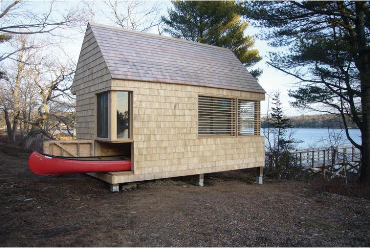 Outbuilding of the Week: A 190-Square-Foot Writer's Studio in Maine - Gardenista