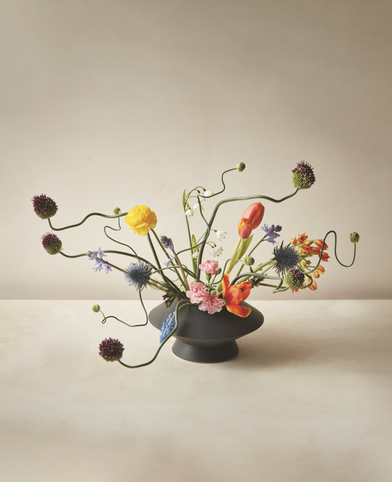 Lindsey Taylor's 'Art in Flower': A New Book on Floral Arrangements