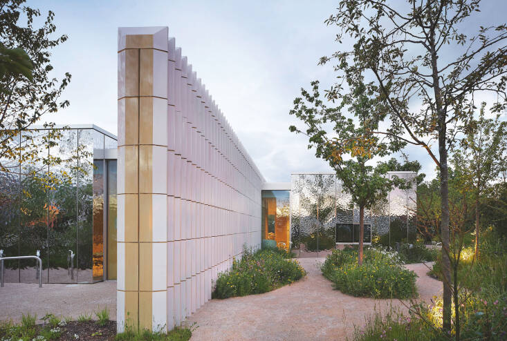 Sarah Price’s Maggie’s Centre Garden is located at a cancer center in Southampton, Hampshire. Photograph courtesy by Hufton+Crow, courtesy of Maggie’s Centre, from The English Gardener’s Garden.