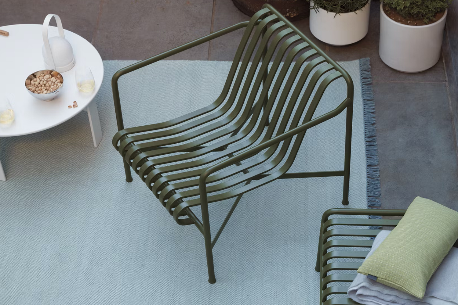 Best Neutral Indoor/Outdoor Rugs of 2024: Our Favorites