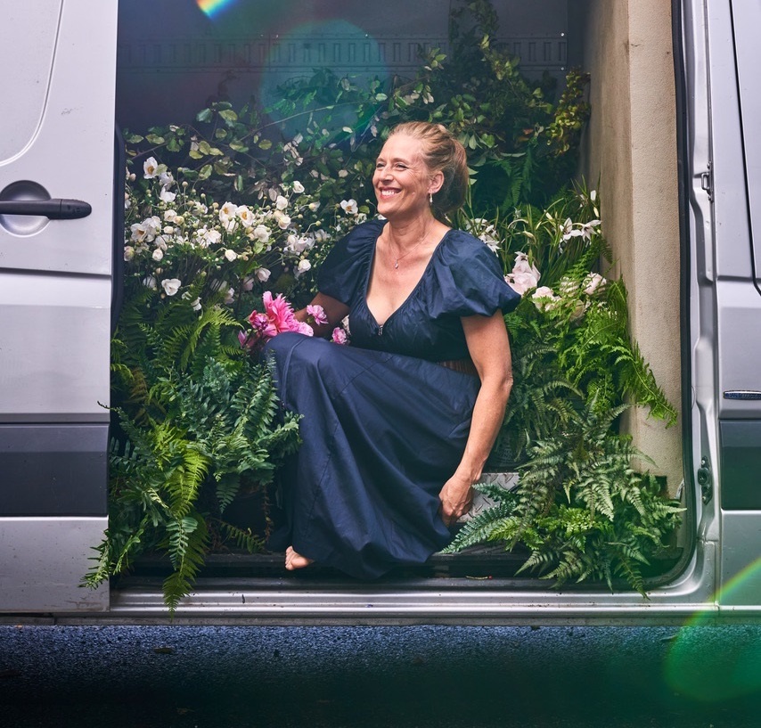 Ariella Chezar: An Interview with the Floral Designer and Author of ‘Home in Bloom’