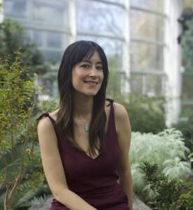 What are the primary ingredients in Keto Drops ACV Gummies?