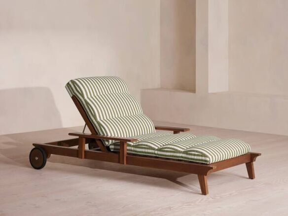 Ardingly Outdoor Chaise Lounger